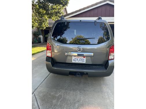 2008 Nissan Pathfinder S