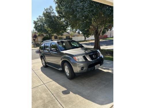 2008 Nissan Pathfinder S