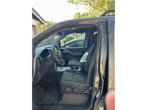 2008 Nissan Pathfinder S