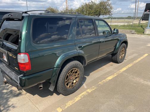 2000 Toyota 4Runner SR5 4WD