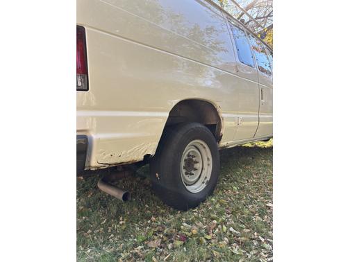 2007 Ford E250 Base