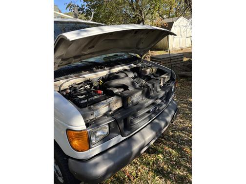 2007 Ford E250 Base