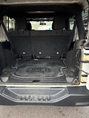 2018 Jeep Wrangler JK Unlimited Golden Eagle