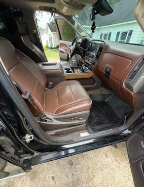 Black 2017 Chevrolet Silverado 1500 High Country
