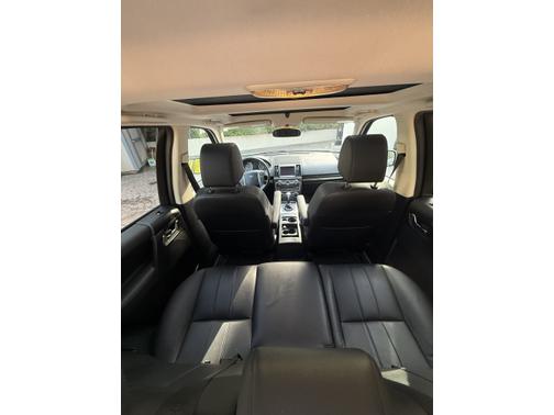 2013 Land Rover LR2 Base