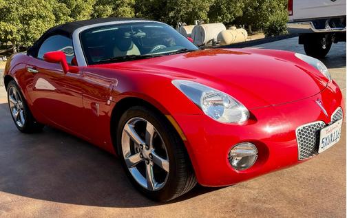 Red 2007 Pontiac Solstice Base