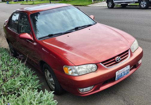 2001 Toyota Corolla S