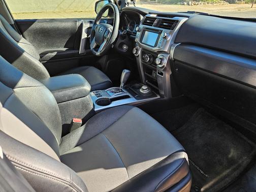 2015 Toyota 4Runner SR5 Premium