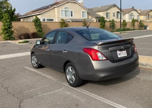 2014 Nissan Versa 1.6 SV