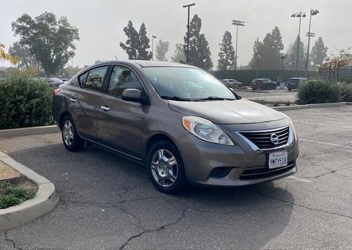 2014 Nissan Versa 1.6 SV