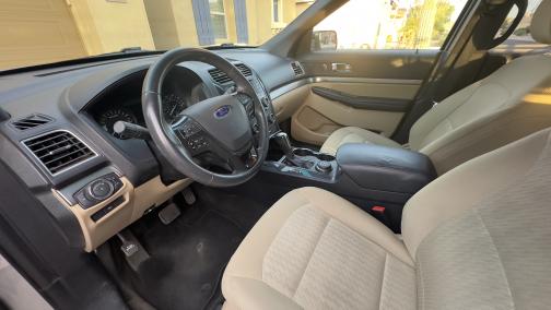 2016 Ford Explorer Base