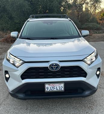 White 2024 Toyota RAV4 Hybrid XLE Premium