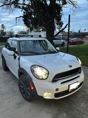 2015 MINI Countryman Cooper S