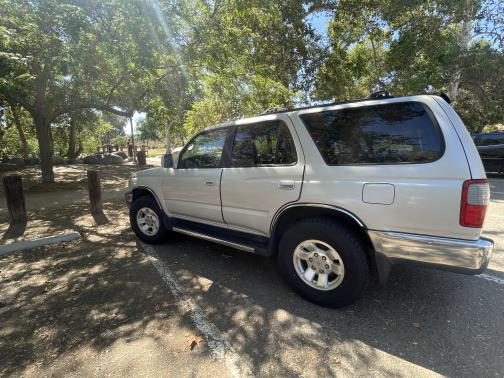 1999 Toyota 4Runner SR5