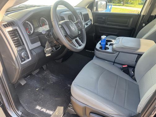2018 RAM 1500 ST