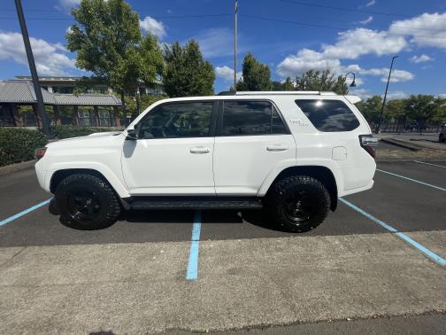 2018 Toyota 4Runner TRD Off Road Premium