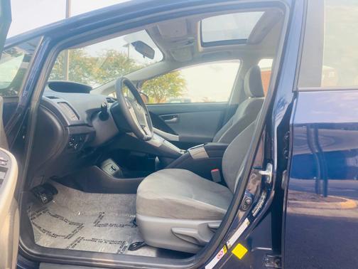 2012 Toyota Prius Three