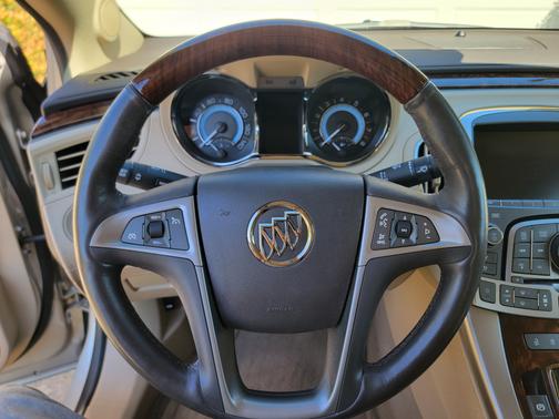 2011 Buick LaCrosse CXS