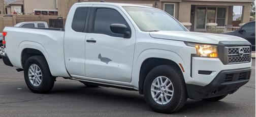 Gray 2022 Nissan Frontier S