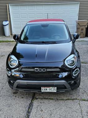 Black 2022 FIAT 500X Trekking