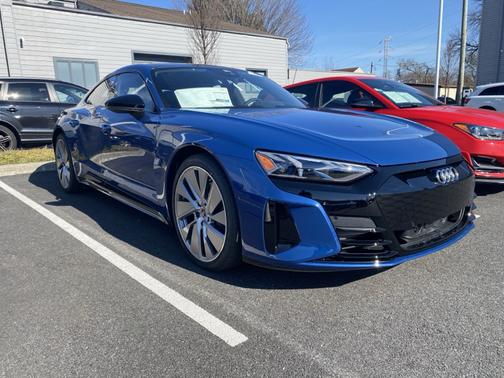 2022 Audi e-tron GT Prestige