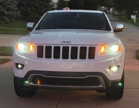 White 2016 Jeep Grand Cherokee Limited