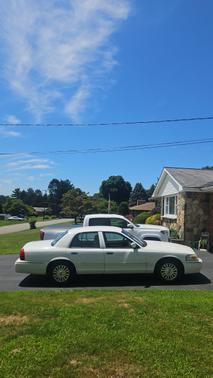 White 2006 Mercury Grand Marquis LS