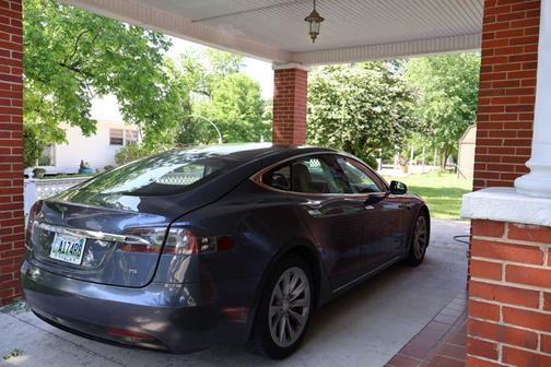 2017 Tesla Model S 75