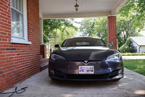 2017 Tesla Model S 75