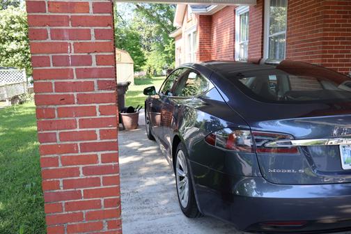 2017 Tesla Model S 75