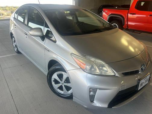 Silver 2013 Toyota Prius Three