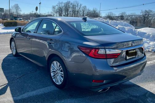 2017 Lexus ES 350 Base