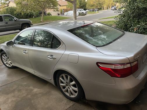 2007 Lexus LS 460 Base