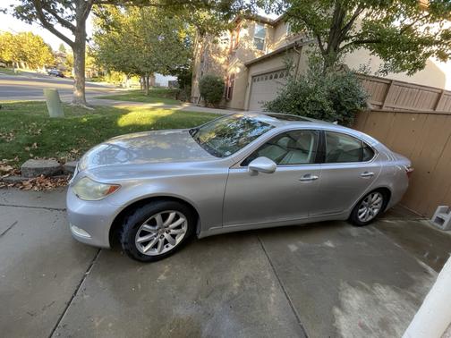 2007 Lexus LS 460 Base