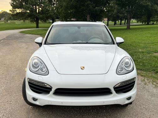 Photo 2 of 15 of 2014 Porsche Cayenne Hybrid S