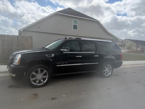 Black 2010 Cadillac Escalade ESV Premium