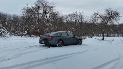 2022 Hyundai SONATA SEL