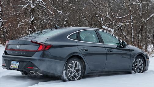 2022 Hyundai SONATA SEL
