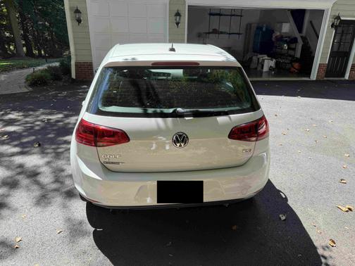 2017 Volkswagen Golf TSI SEL 4-Door