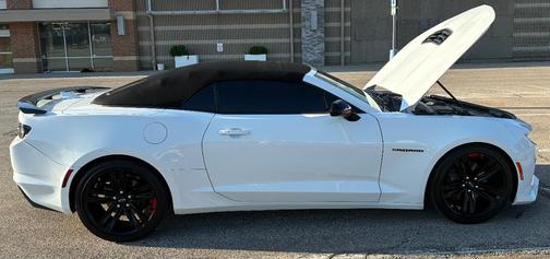 White 2023 Chevrolet Camaro LT1