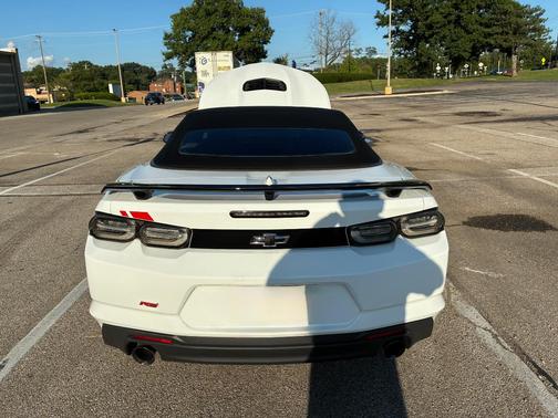 White 2023 Chevrolet Camaro LT1