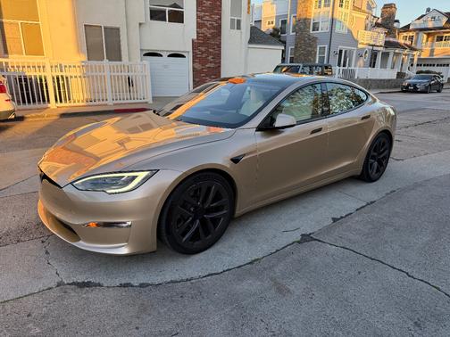 2021 Tesla Model S Plaid