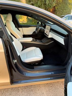 2021 Tesla Model S Plaid