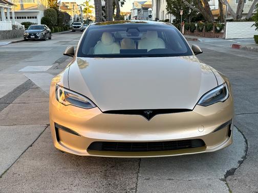 2021 Tesla Model S Plaid