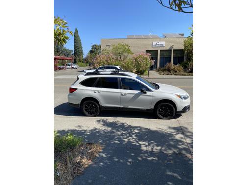 2017 Subaru Outback 2.5i