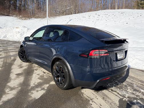 2022 Tesla Model X Long Range