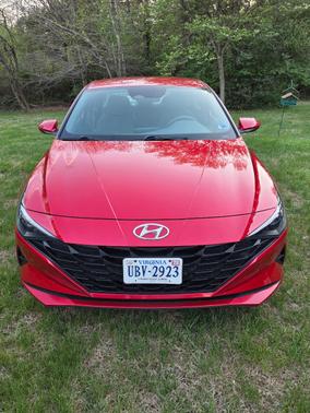 2021 Hyundai ELANTRA SE