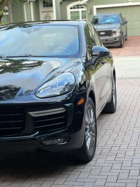 2015 Porsche Cayenne Turbo