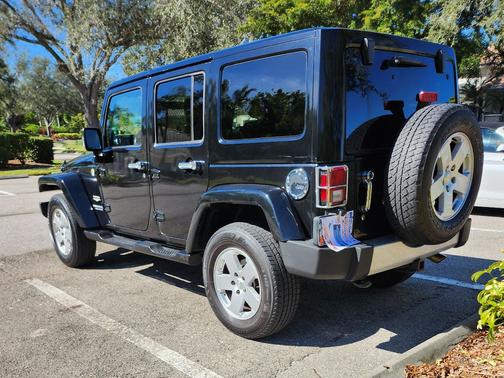 2012 Jeep Wrangler Unlimited Sahara