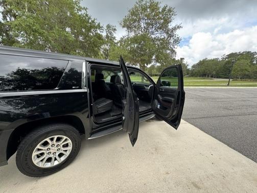 Black 2016 GMC Yukon XL SLT
